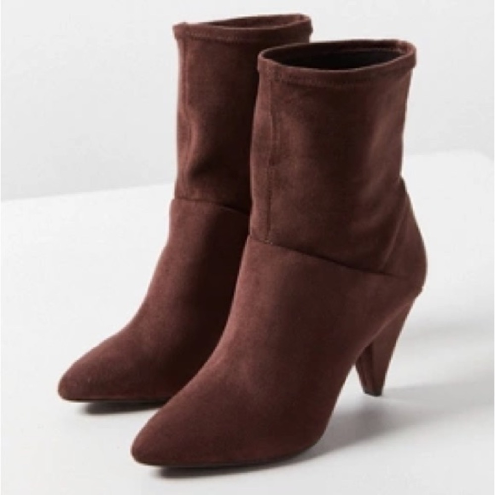 Urban Outfitters Short Scrunch Boots - Chocolate Brown Size EU 40 (US 9)
